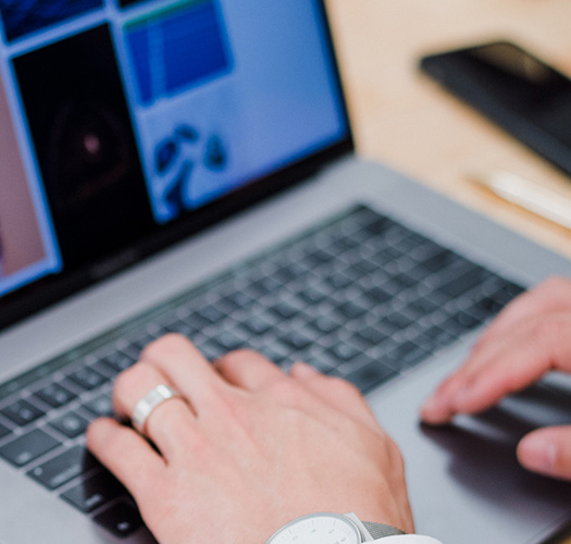 job_recruitement_04 Emirazone - business setup